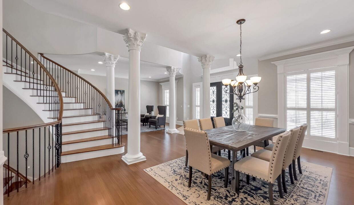 dining to stairs